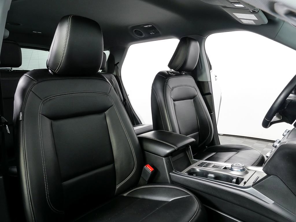 Used 2023 Ford Explorer XLT w/ Equipment Group 202A image 20