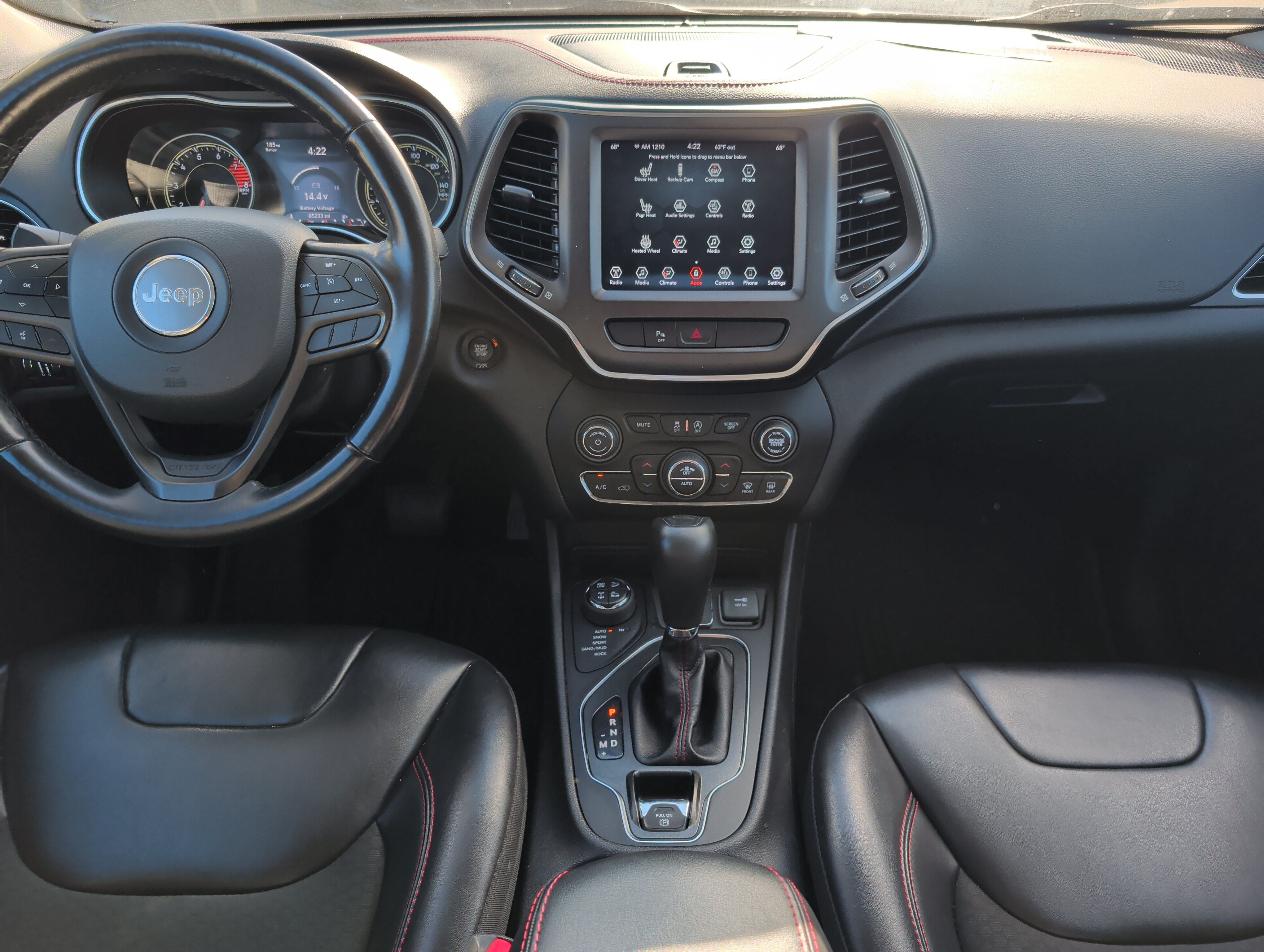 Used 2020 Jeep Cherokee Trailhawk w/ Cold Weather Group AWD/4WD image 10