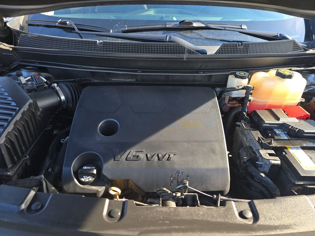 Used 2021 Chevrolet Traverse RS image 8