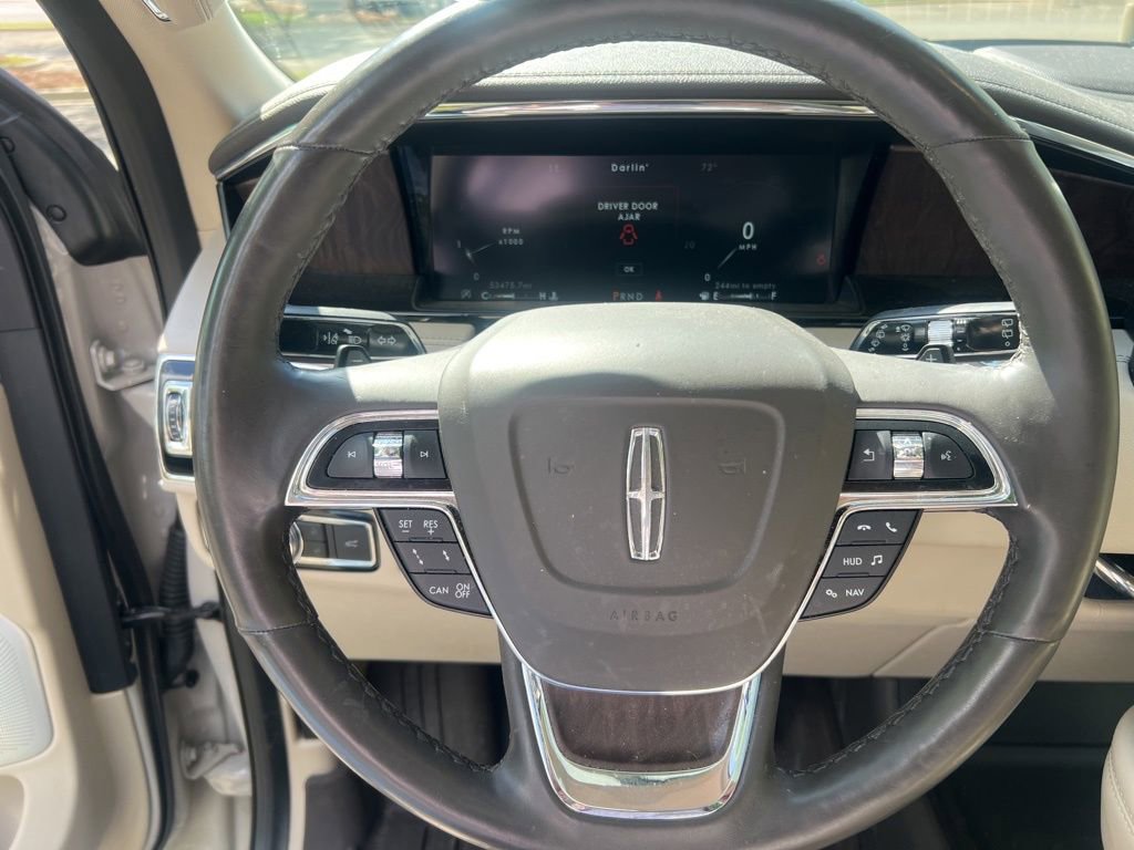 Used 2021 Lincoln Navigator Reserve w/ Luxury Package AWD/4WD image 23