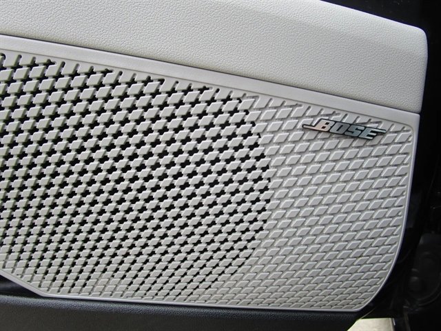 Used 2025 Hyundai Elantra Limited FWD image 17