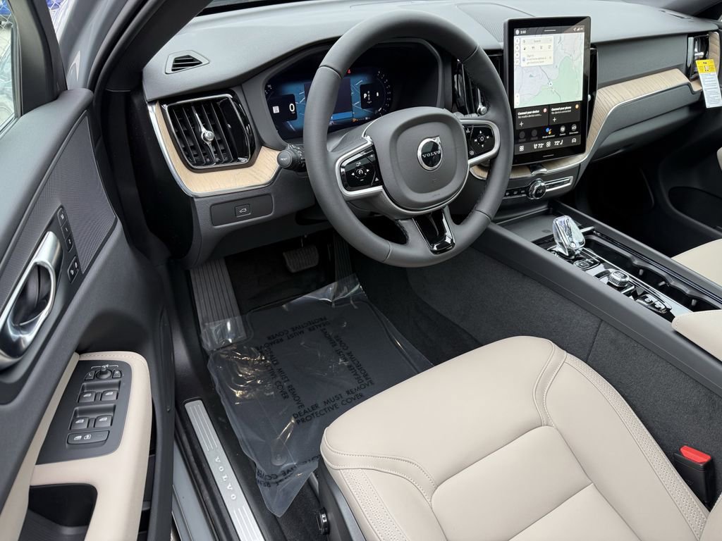 New 2026 Volvo XC60 B5 Core w/ Climate Package image 13