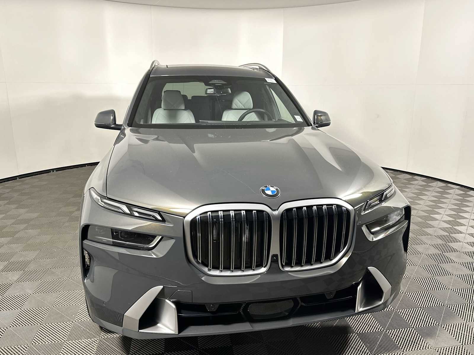 New 2026 BMW X7 xDrive40i w/ Executive Package image 6