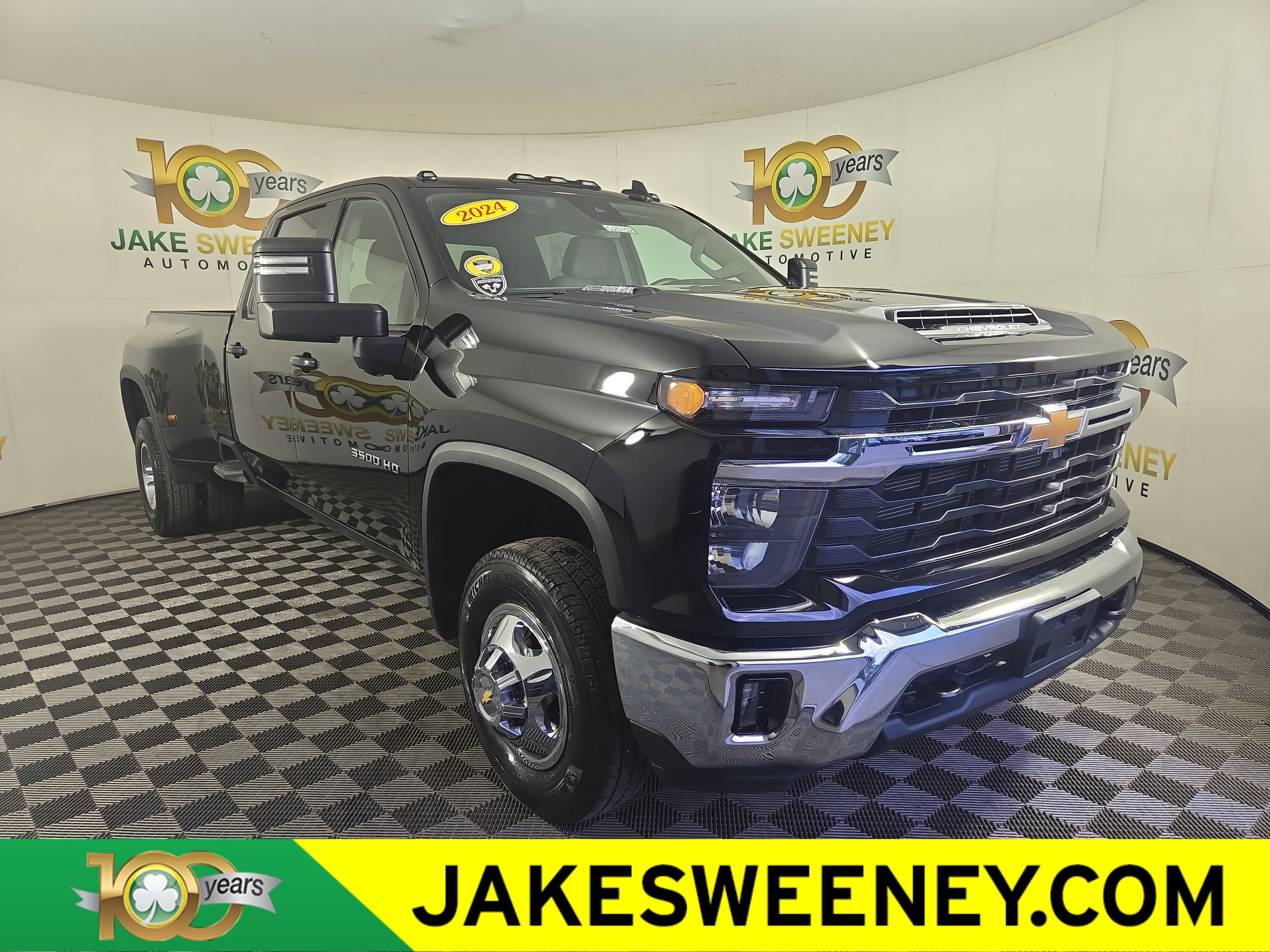 Certified 2024 Chevrolet Silverado 3500 LT w/ Convenience Package image 1