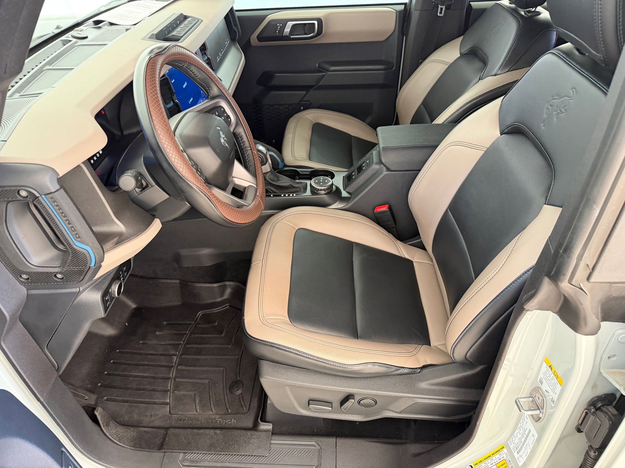 Certified 2024 Ford Bronco Wildtrak image 4