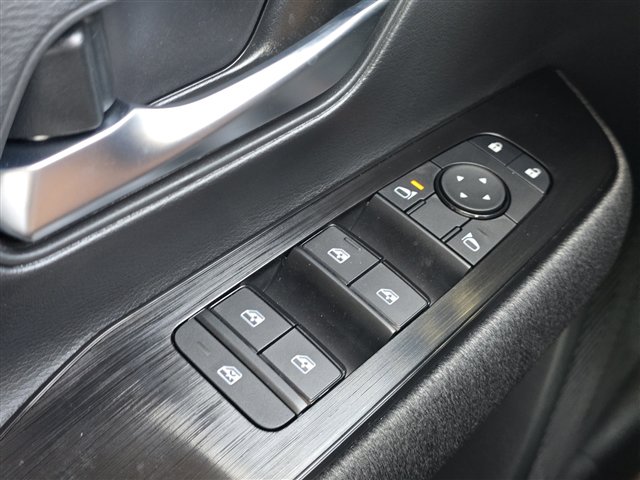 New 2027 Nissan Kicks SV FWD image 24