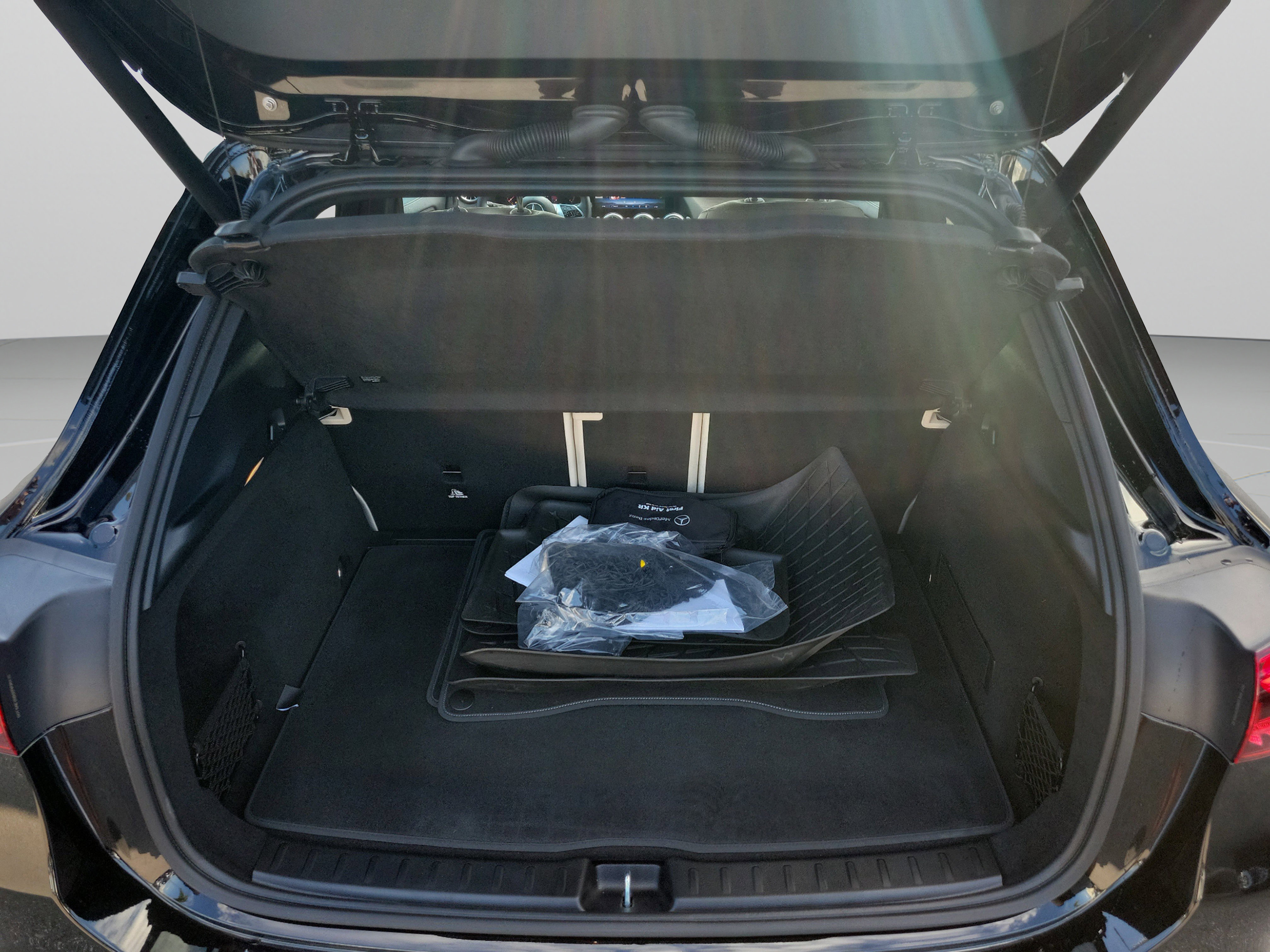 Certified 2025 Mercedes-Benz GLA 250 4MATIC image 10