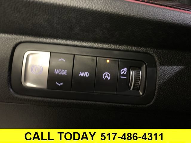 Certified 2024 Chevrolet Traverse RS image 18