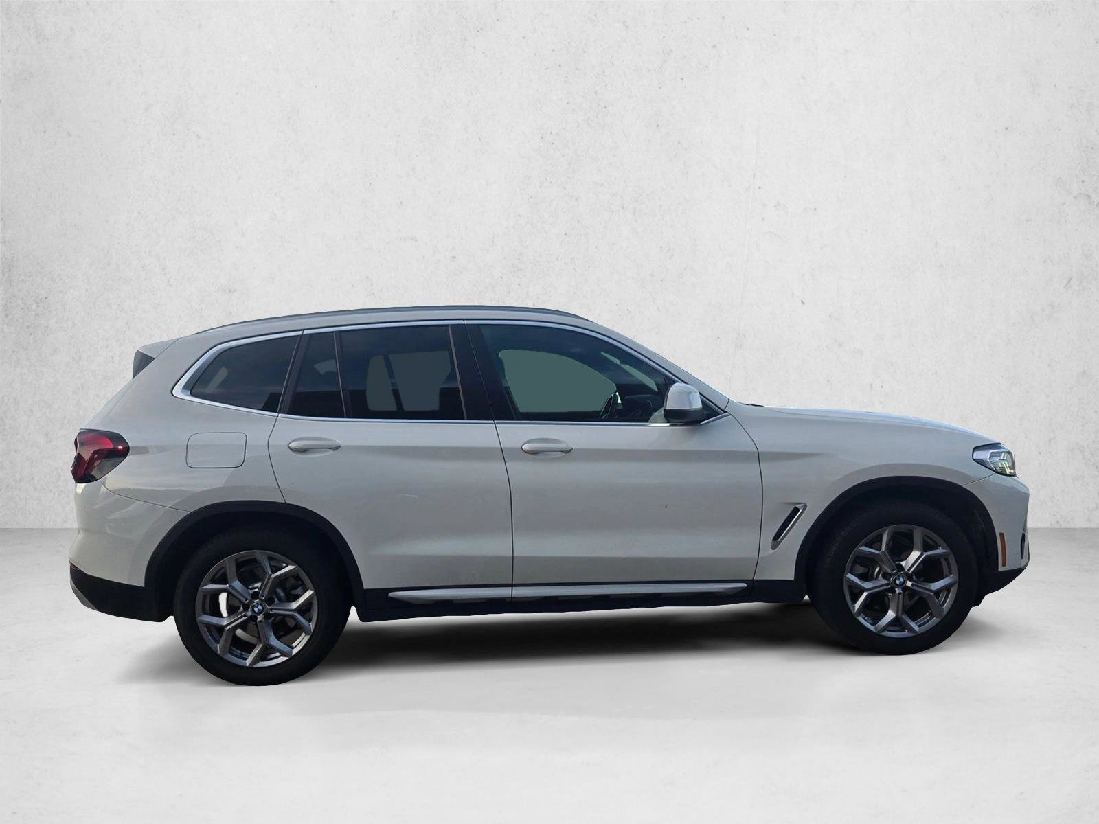 Used 2024 BMW X3 sDrive30i RWD video 4