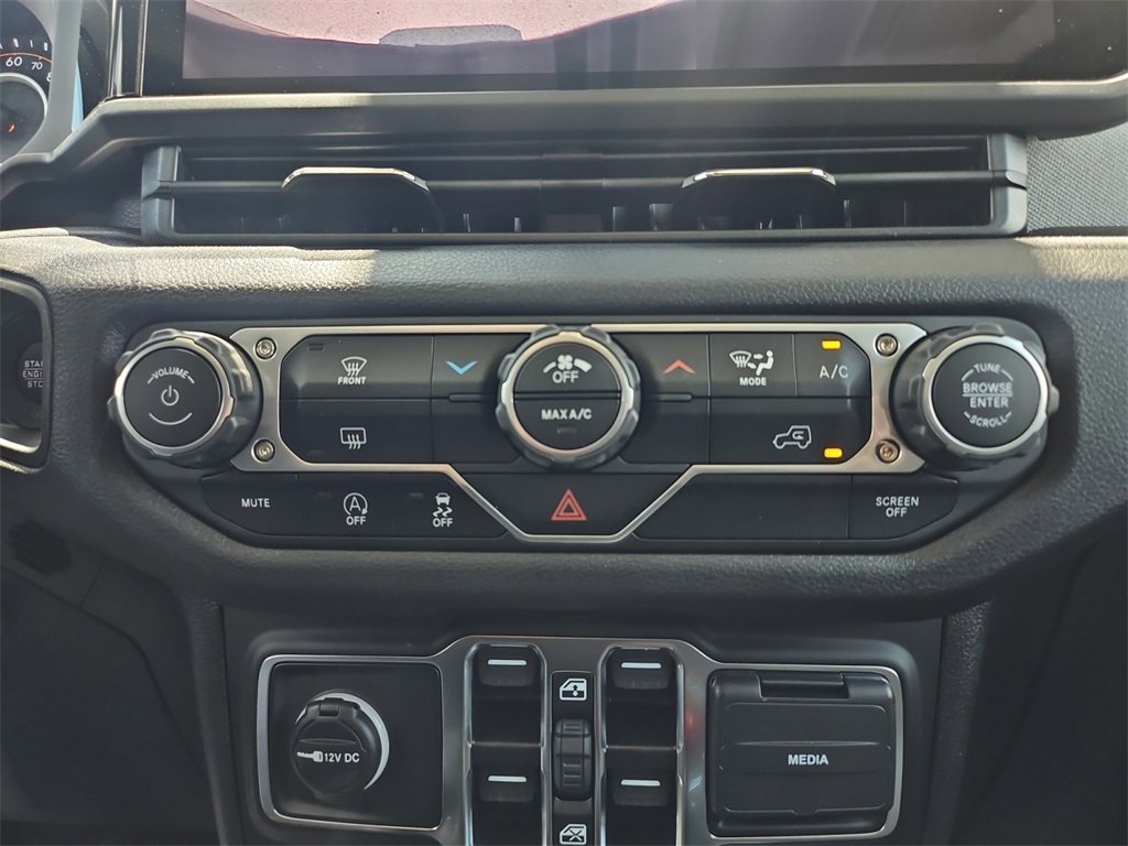 New 2025 Jeep Wrangler Sport S image 21