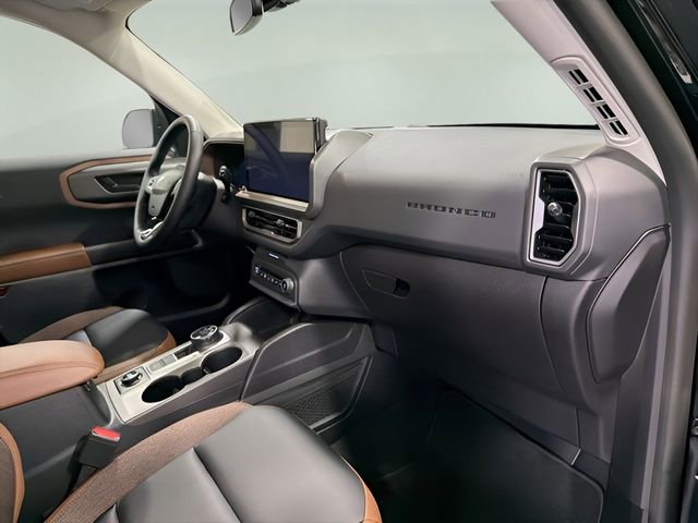 Used 2025 Ford Bronco Sport Outer Banks image 13