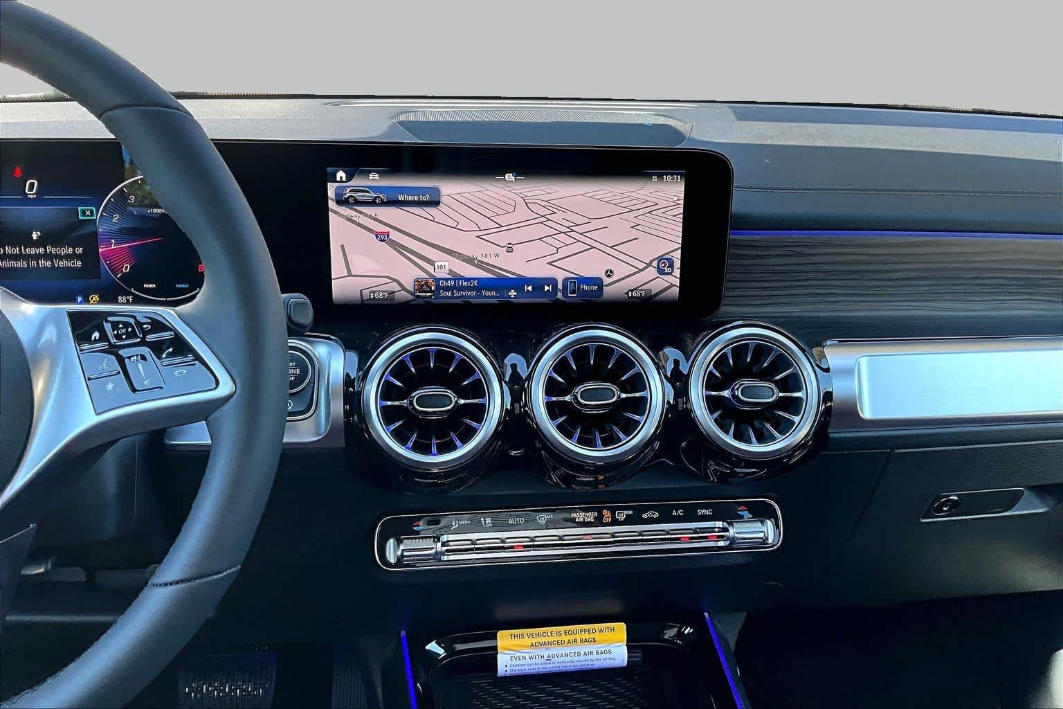 New 2026 Mercedes-Benz GLB 250 4MATIC image 9