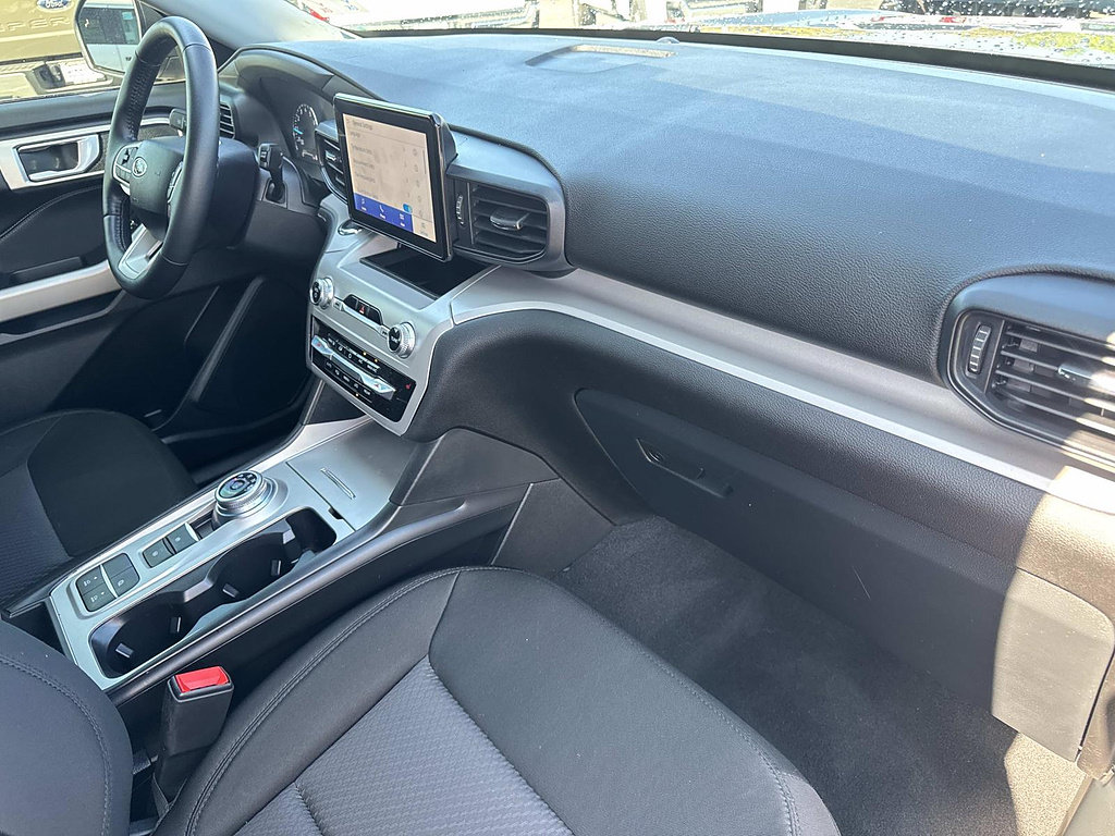 Certified 2023 Ford Explorer XLT RWD image 37