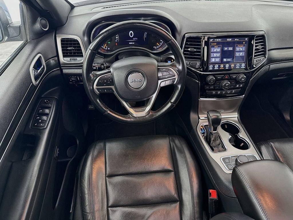 Used 2020 Jeep Grand Cherokee Limited w/ Luxury Group II image 27