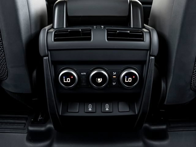 New 2026 Land Rover Defender 110 X-Dynamic SE AWD/4WD image 25