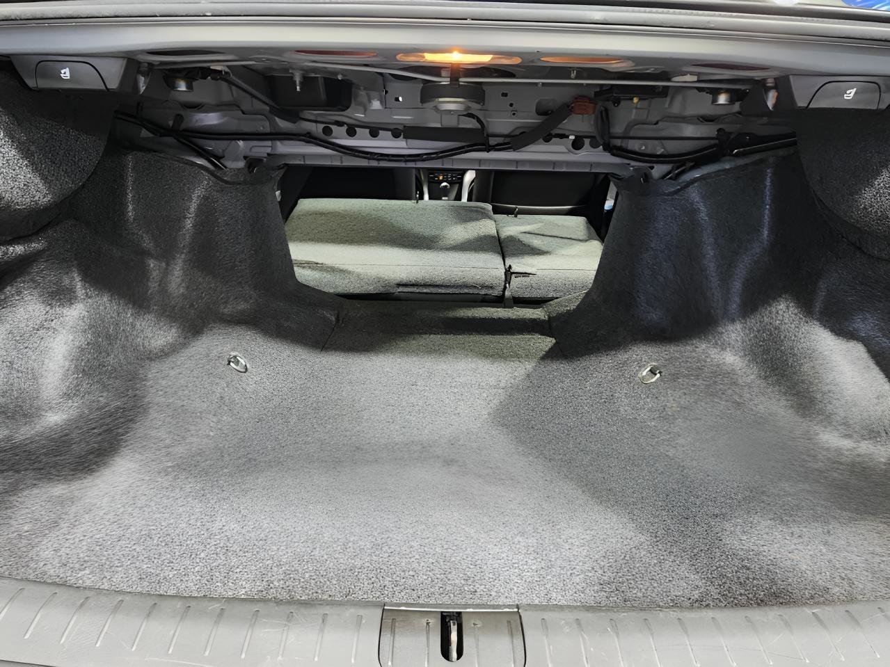 Used 2013 Acura TSX Sedan FWD image 32
