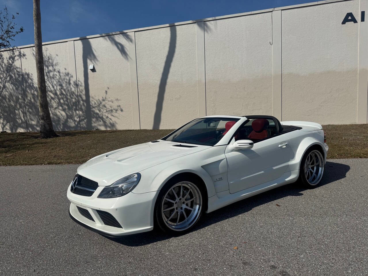 Used 2008 Mercedes-Benz SL 600 image 4