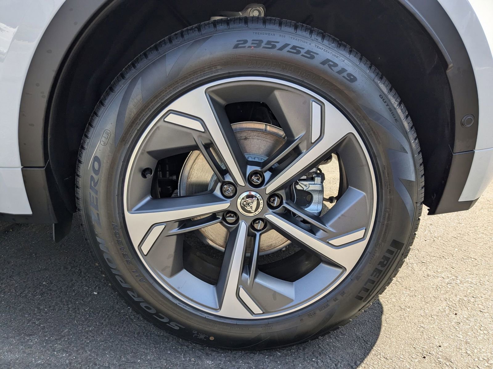 Used 2024 Jaguar E-PACE R-Dynamic SE image 11