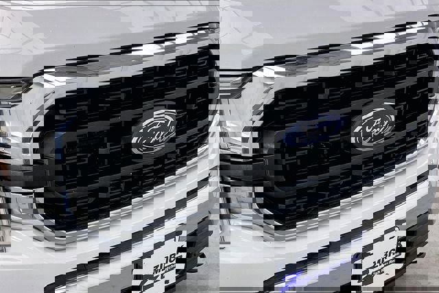 Used 2022 Ford F150 XLT w/ Trailer Tow Package image 30