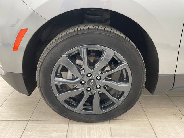 Used 2023 Chevrolet Equinox RS image 6