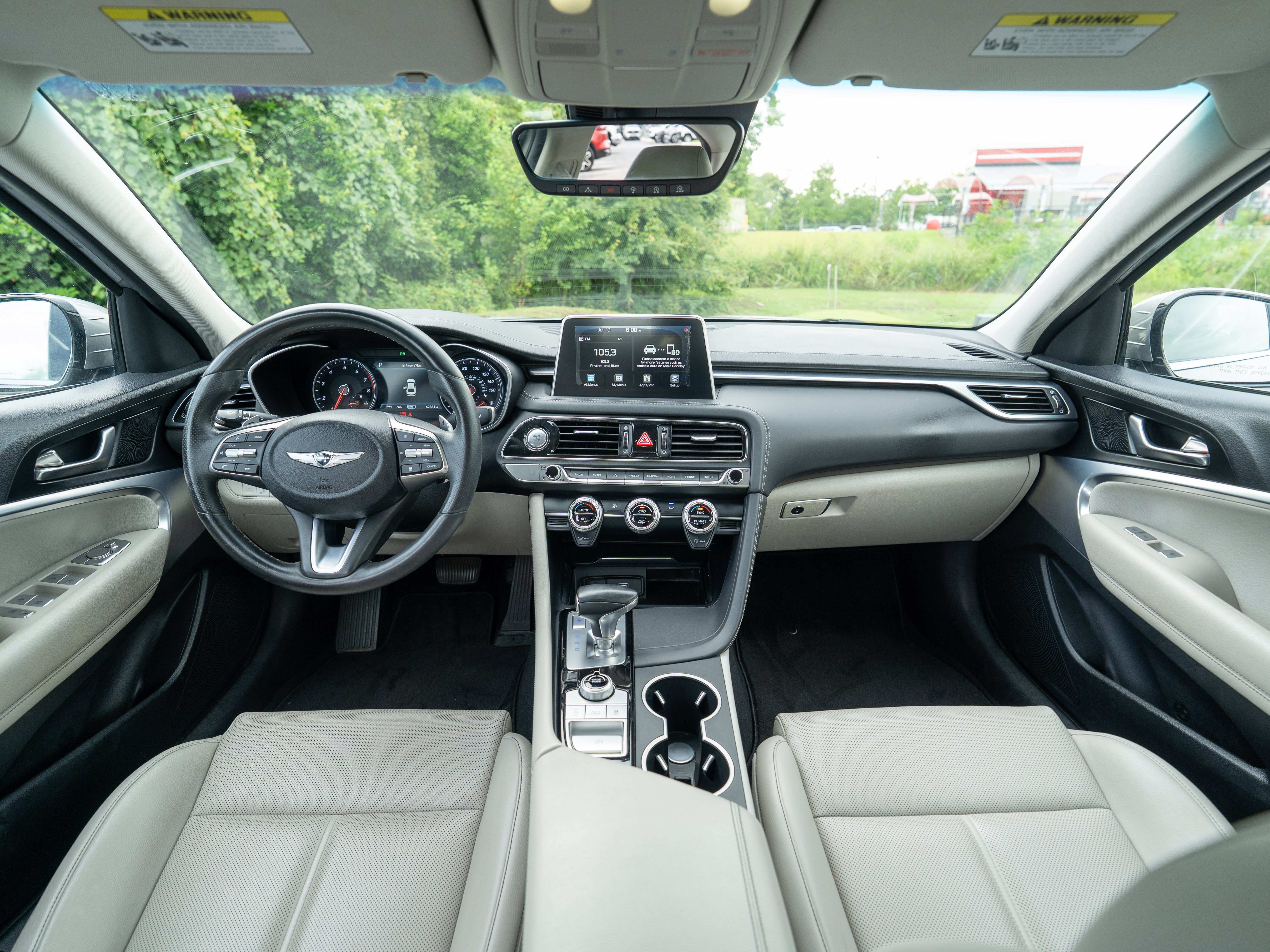 Used 2021 Genesis G70 2.0T RWD image 12