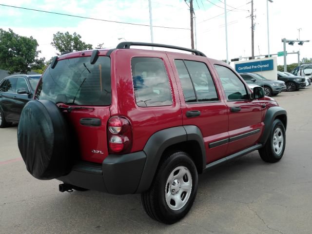Used 2006 Jeep Liberty Sport RWD image 5