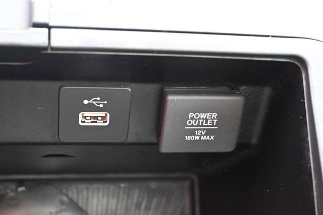 Used 2023 Acura MDX SH-AWD w/ Technology Package image 33