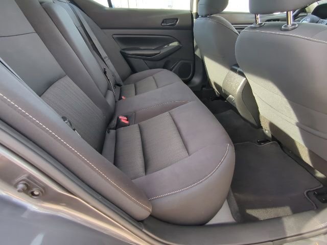 Used 2024 Nissan Altima 2.5 SV image 19