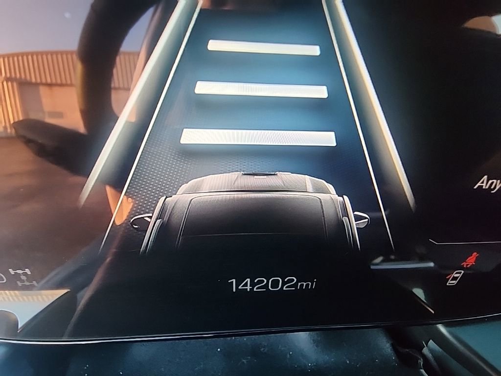 Used 2025 GMC Terrain Elevation image 15