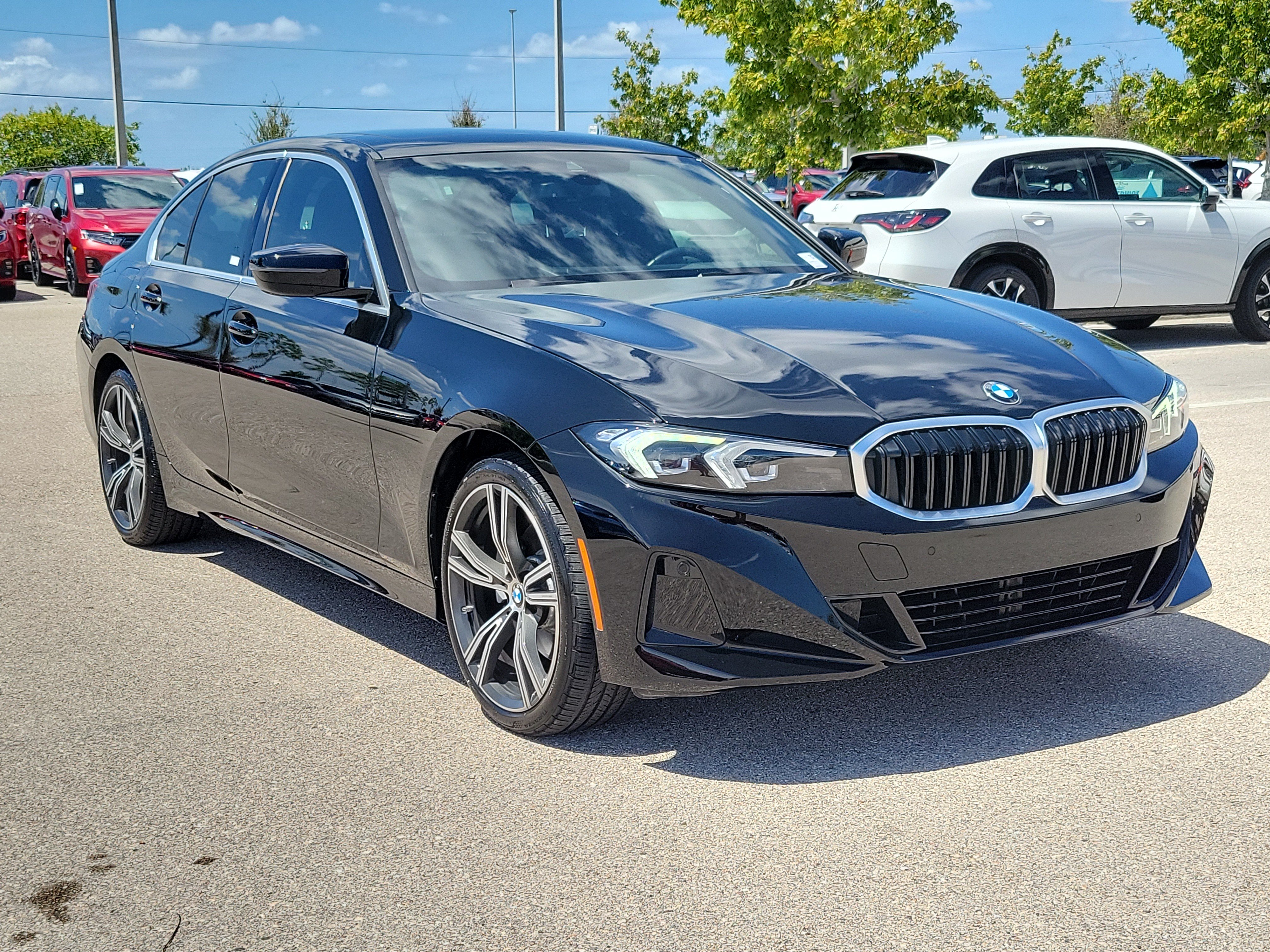 Used 2024 BMW 330i Sedan w/ Convenience Package RWD image 32