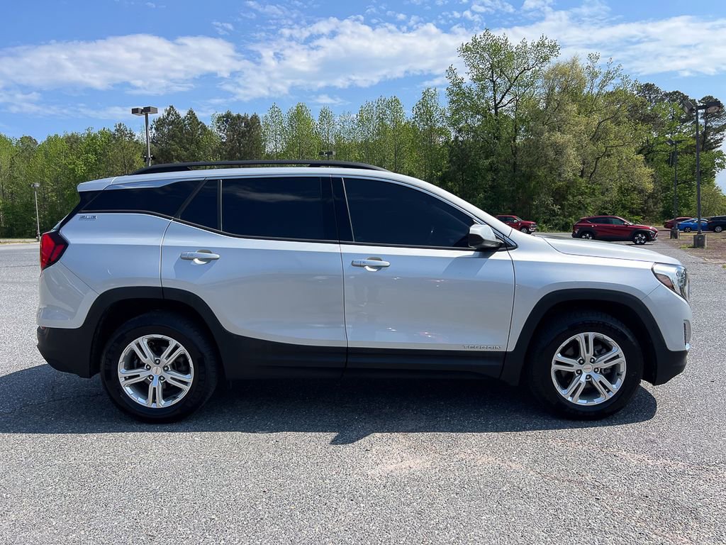 Used 2019 GMC Terrain SLE w/ Driver Convenience Package AWD/4WD image 10