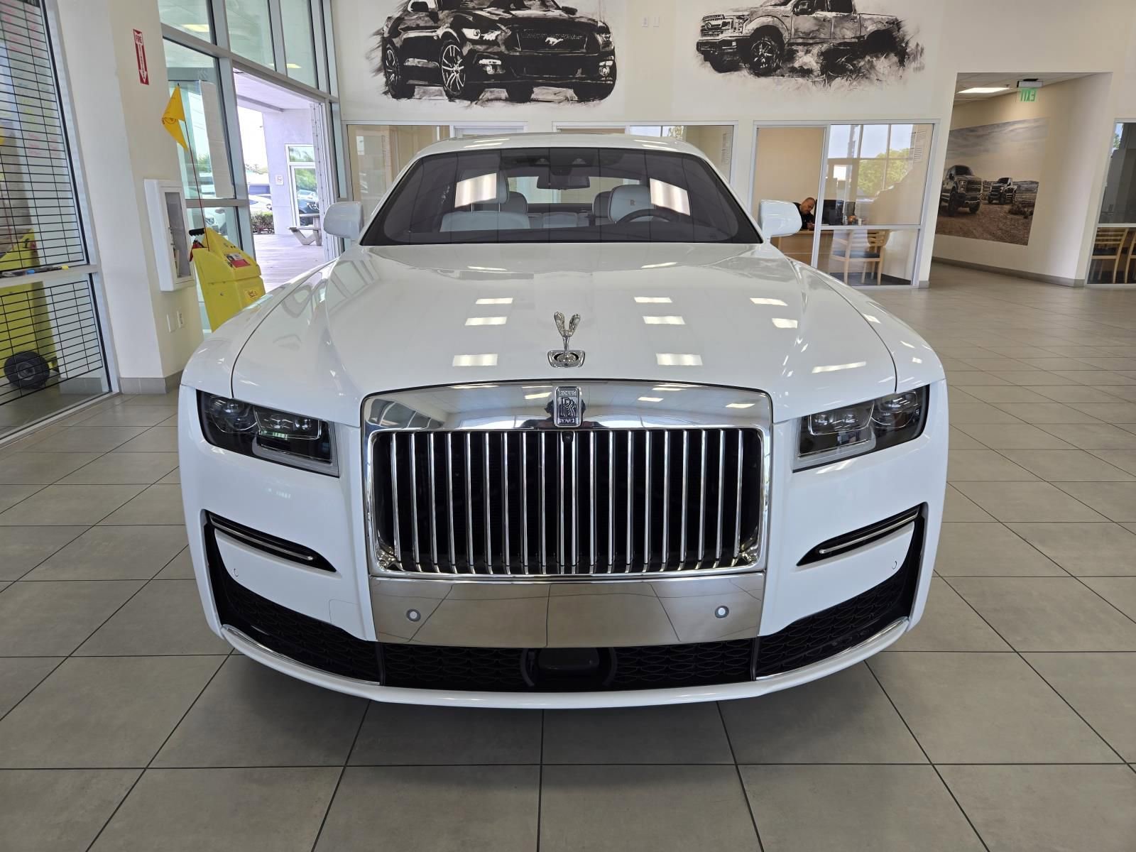 Used 2024 Rolls-Royce Ghost AWD/4WD image 2