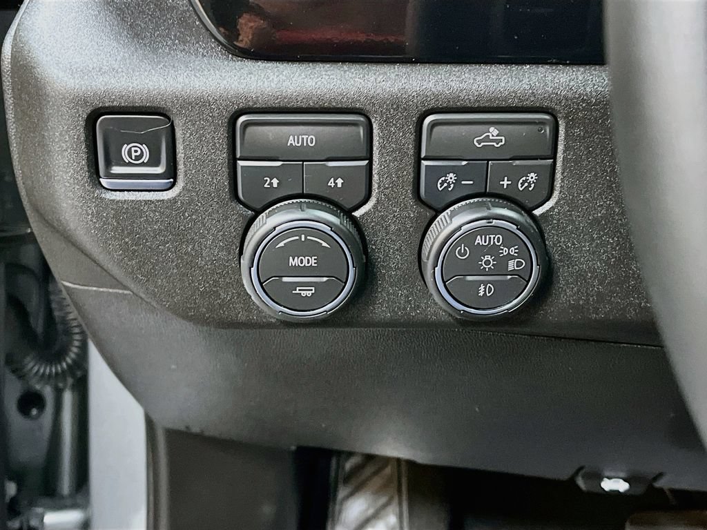 Used 2026 Chevrolet Silverado 1500 RST w/ RST Select Package AWD/4WD image 10