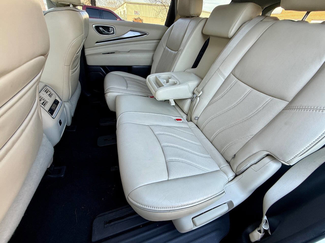 Used 2016 INFINITI QX60 AWD w/ Premium Plus Package image 4