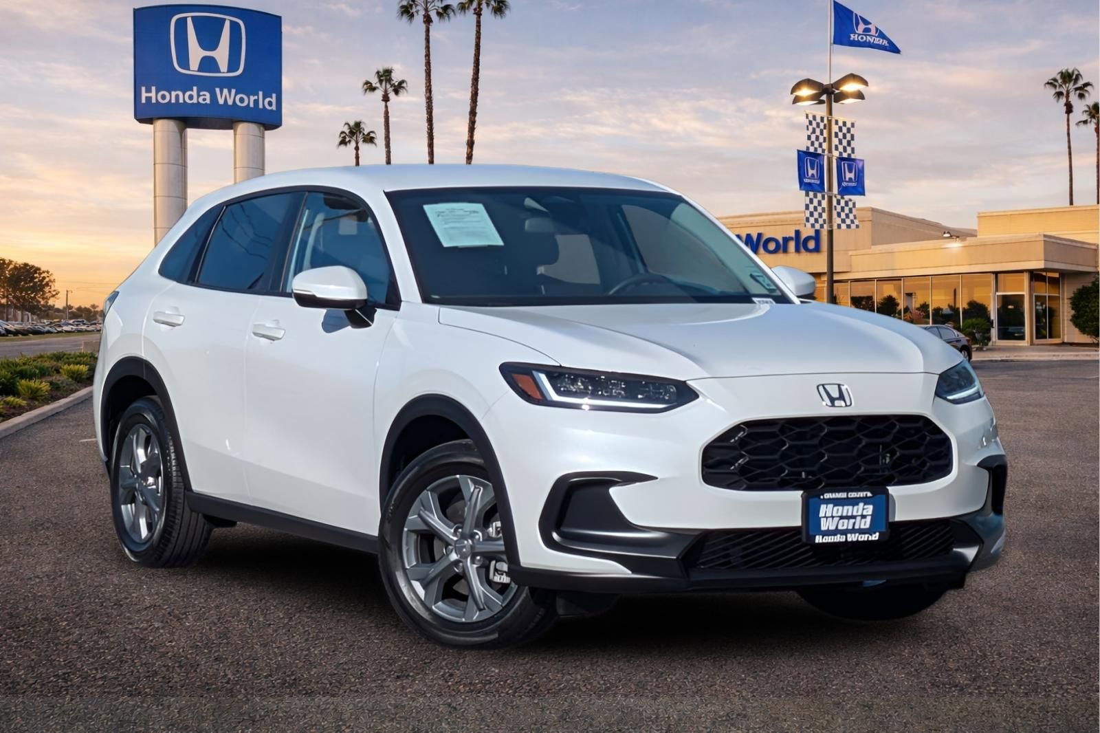 Certified 2026 Honda HR-V LX image 2