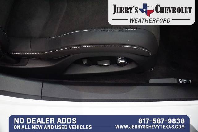 New 2025 Chevrolet Corvette E-Ray w/ Stealth Interior Trim Package AWD/4WD image 21