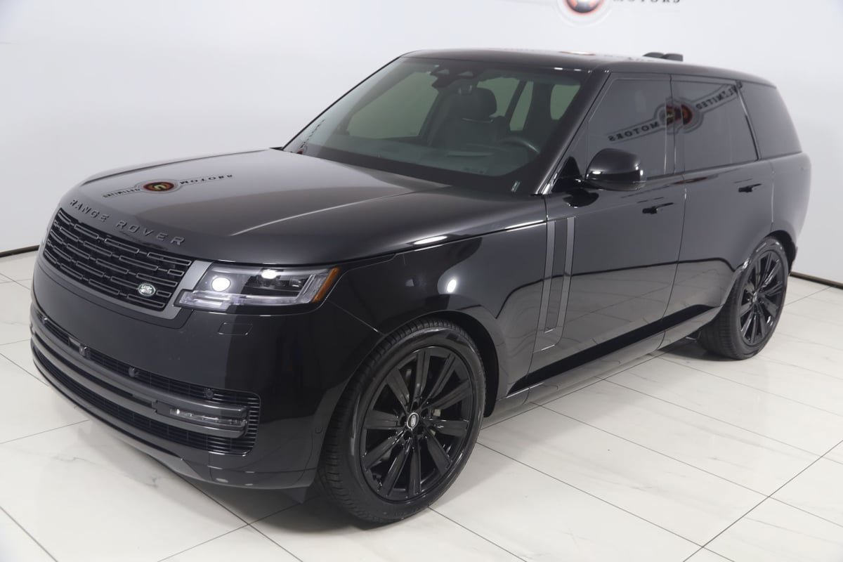 Used 2025 Land Rover Range Rover SE AWD/4WD image 25