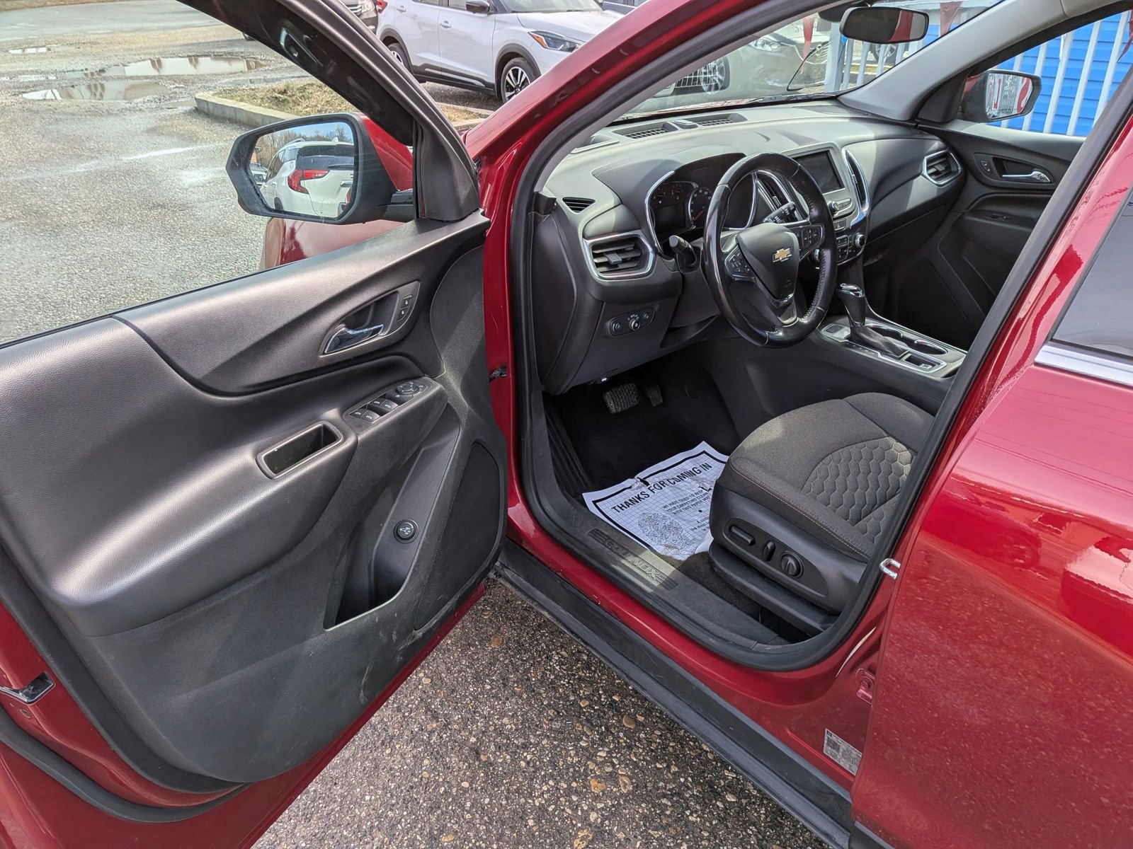 Used 2020 Chevrolet Equinox LT image 16