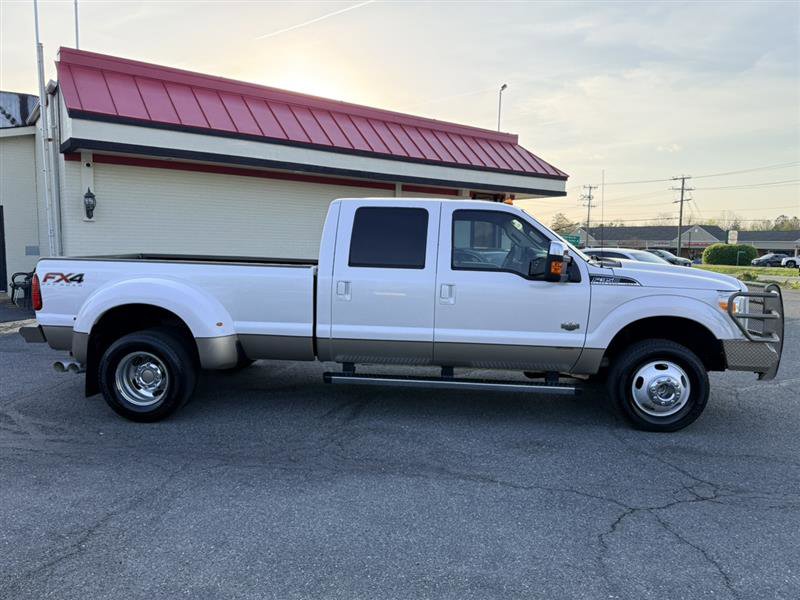 Used 2012 Ford F350 King Ranch w/ King Ranch w/Chrome Pkg image 3