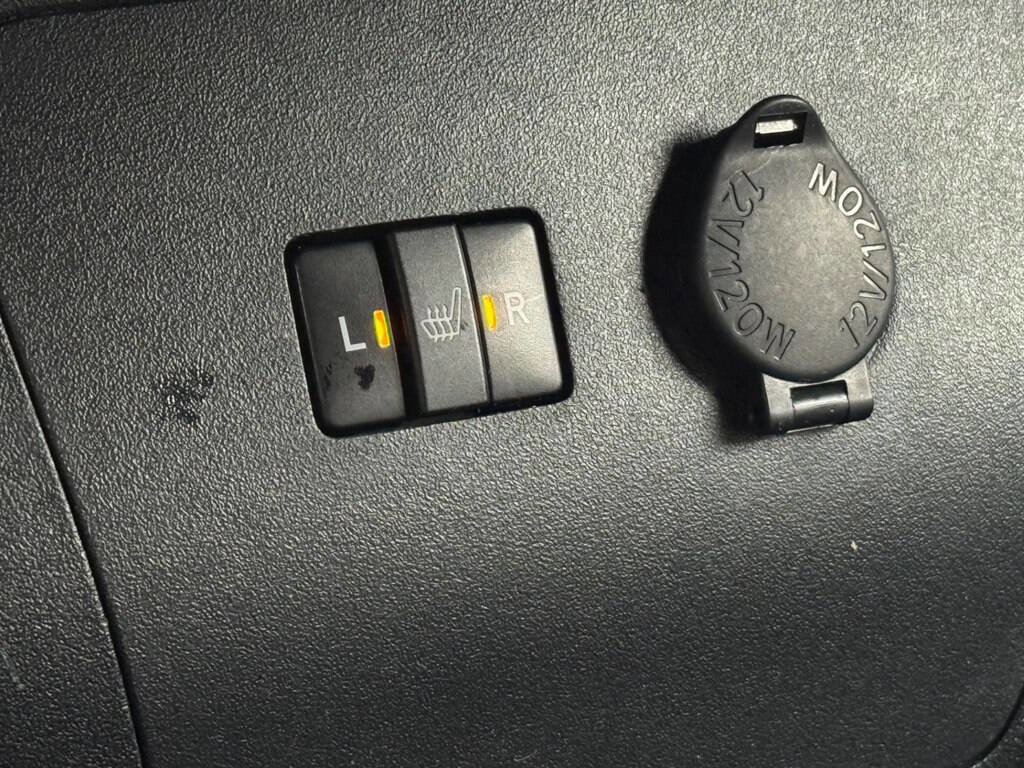 Used 2013 Toyota Prius Five image 24