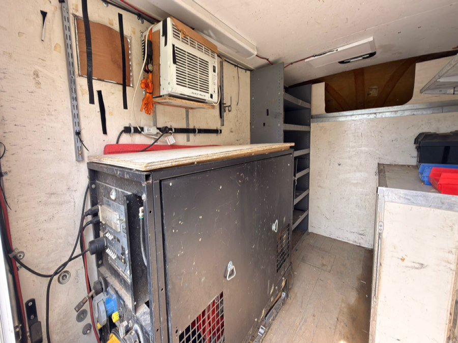 Used 2012 Chevrolet Express 3500 RWD image 10