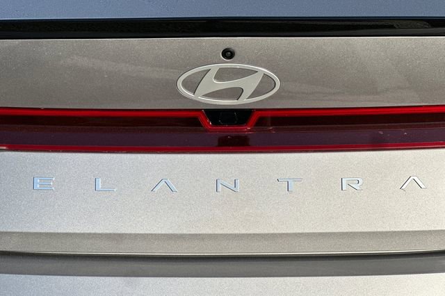 New 2026 Hyundai Elantra Sport image 9