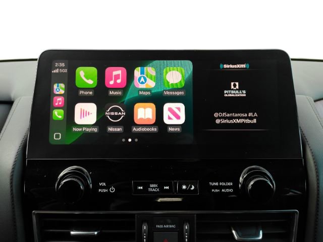 Used 2023 Nissan Armada SL w/ Captain's Chairs Package image 11