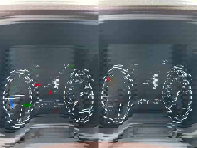 Used 2024 Toyota Sienna Platinum image 7