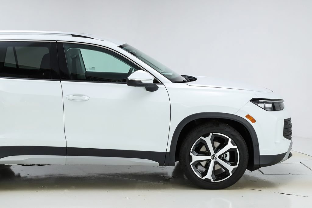 New 2026 Volkswagen Tiguan SE image 12