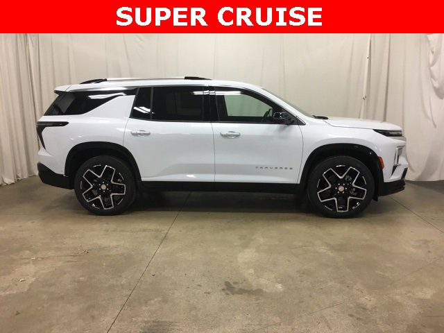 New 2026 Chevrolet Traverse High Country w/ LPO, Floor Liner Package image 2