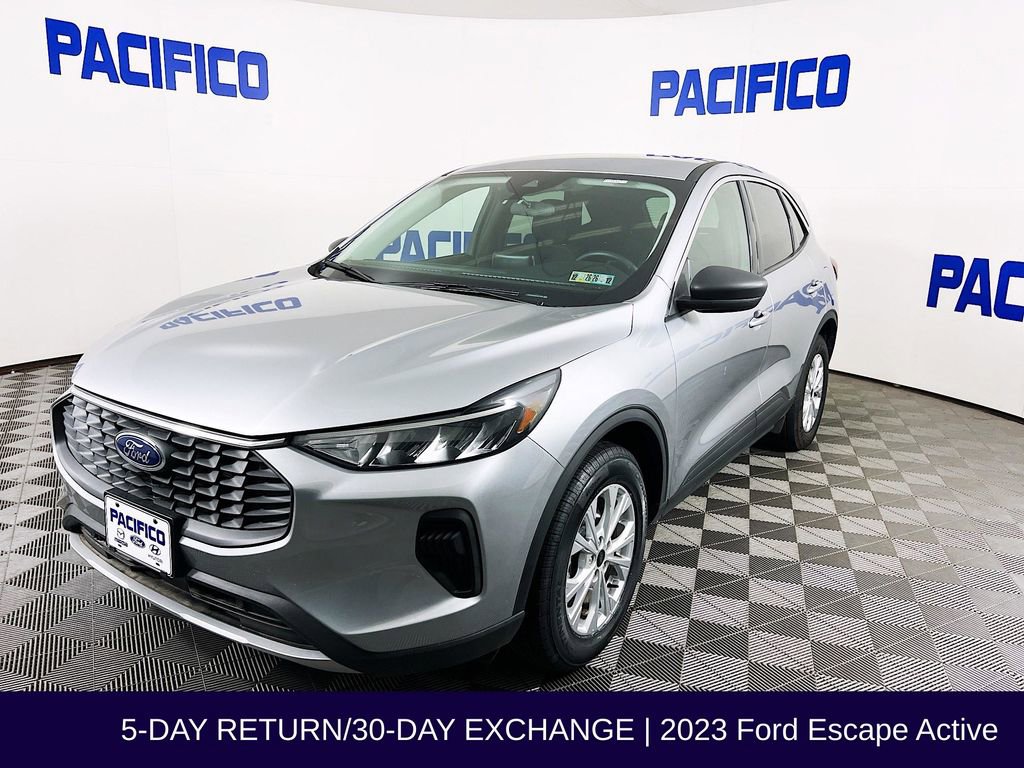 Used 2023 Ford Escape Active image 4