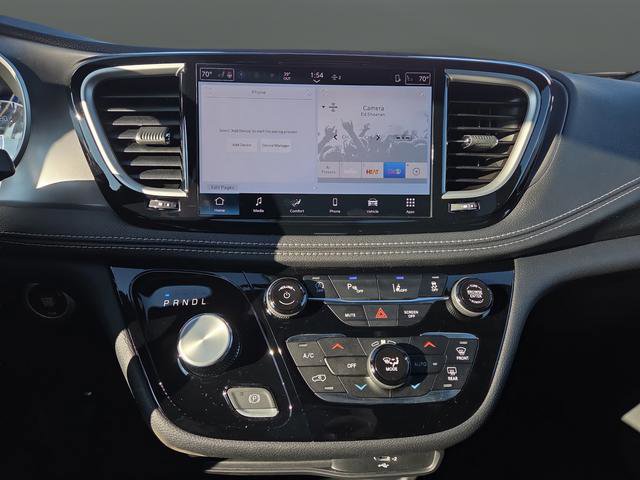 New 2026 Chrysler Pacifica Select w/ S Appearance Package image 8