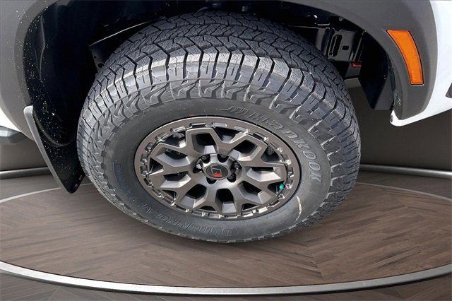 New 2026 Nissan Frontier PRO-4X w/ Pro Premium Package image 12