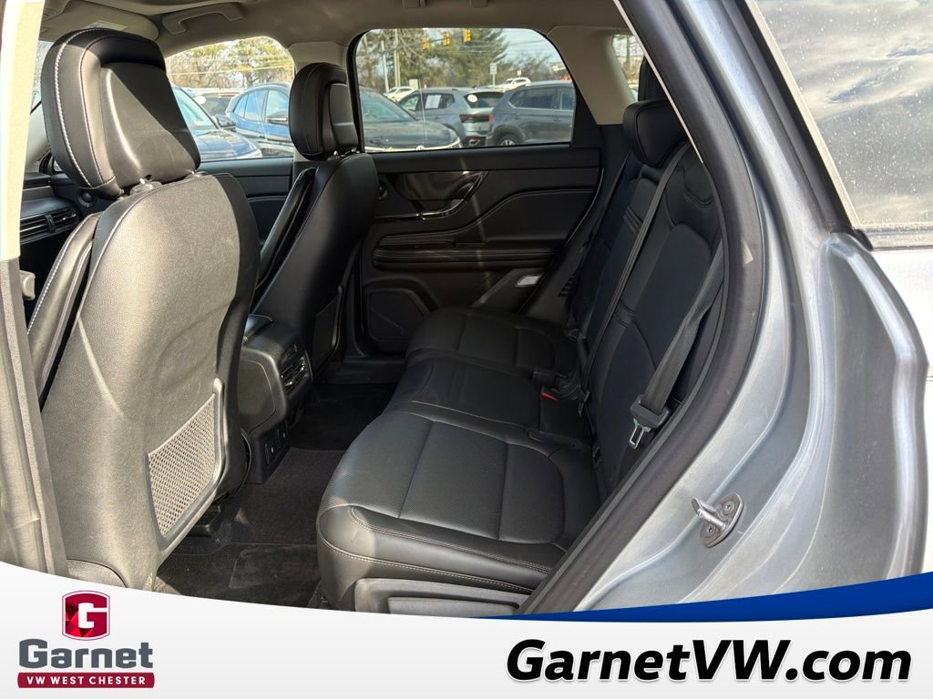 Used 2023 Lincoln Corsair Reserve w/ Equipment Group 202A image 25